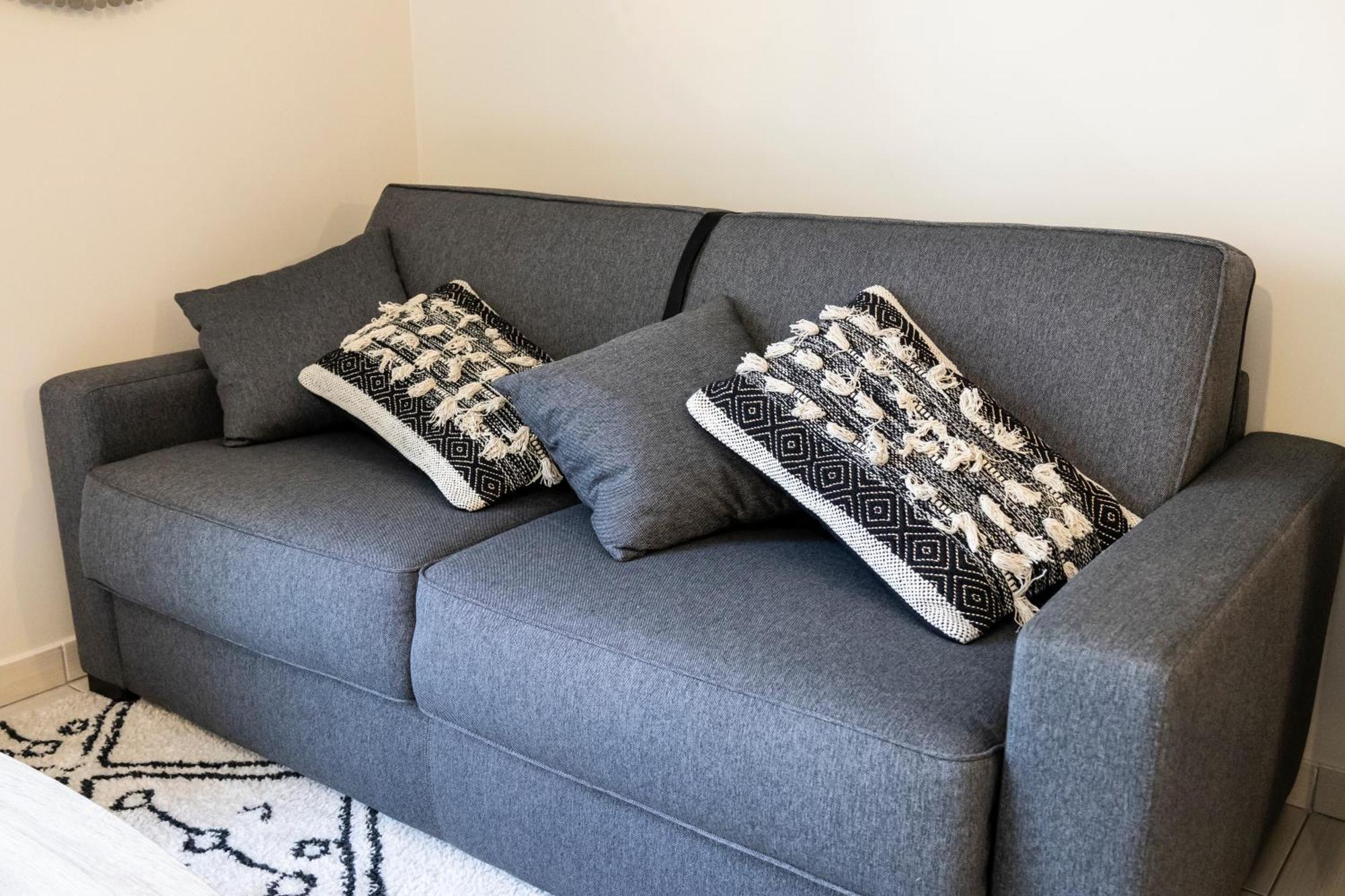 Charmant Studio En Residence Avec Parking Bussy-Saint-Georges Zewnętrze zdjęcie