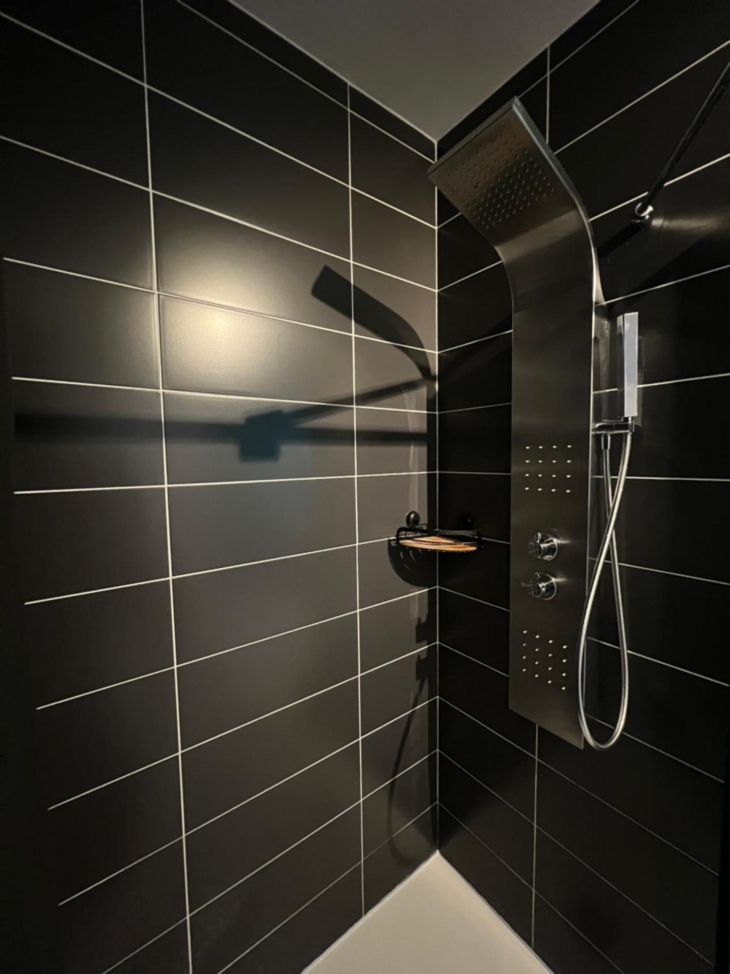 Charmant Studio En Residence Avec Parking Bussy-Saint-Georges Zewnętrze zdjęcie